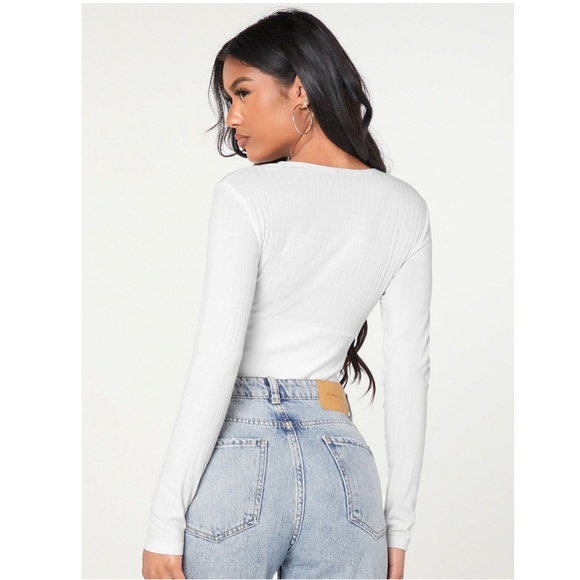 Deep V Neck Long Sleeve Rib-knit White Crop Top - Picture 3 of 13